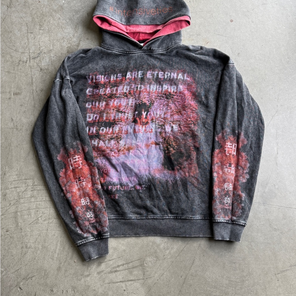 Premade Eternal Visions Hoodie from brand Intensive Ties
